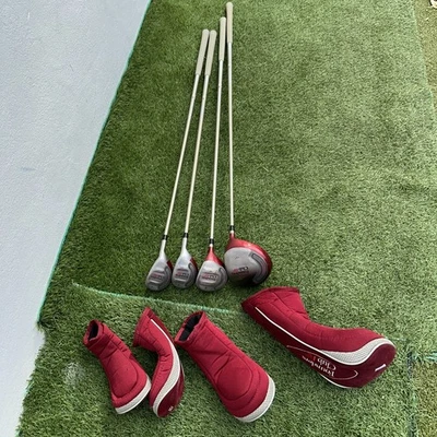 4x Founders Club  - Ladies with head cover   - Image 1 of 4