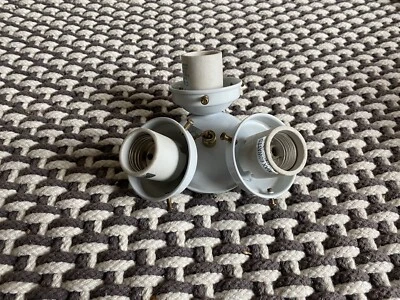 (NEW IN BOX) Harbor Breeze Breezeway Ceiling Fan Light Kit - Image 1 of 4