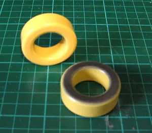 1 VON T130-6 MIKROMETALLEN TOROID. HIGH POWER HF BALUN - Bild 1 von 2