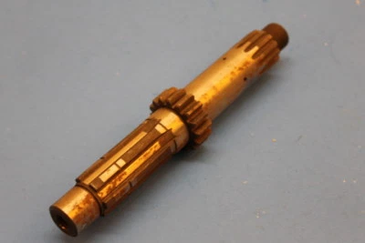 NOS YAMAHA 1969-72 DT1 250 RT1 360 AXLE MAIN PART# 214-17411-61-00 - Image 1 of 4