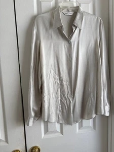 Pearl Gray Women's Top, Collar, Front Buttons, Long Sleeves, L, Silk Blend, EUC! - Picture 1 of 9