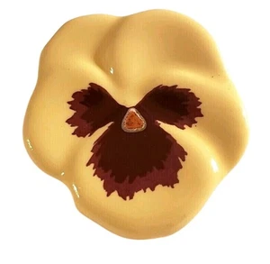 Avon Yellow Pansy Pin Ceramic Painted Enamel Brooch Lapel Pin Vintage - Picture 1 of 6