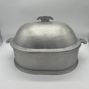 Vintage Guardian Service Aluminum Dutch Oven 6 QT Pot/ Roaster With Lid - Picture 1 of 11