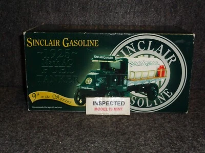 First Gear 1925 Mack Truck - AC Fuel Tanker - Die-Cast - Sinclair Gasoline - Image 1 of 4