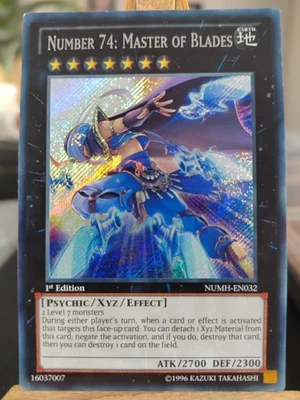 NUMBER 74: MASTER OF BLADES - NUMH-EN032 Secret Rare / 1st Edition EXC XYZ 7⭐ - Bild 1 von 2