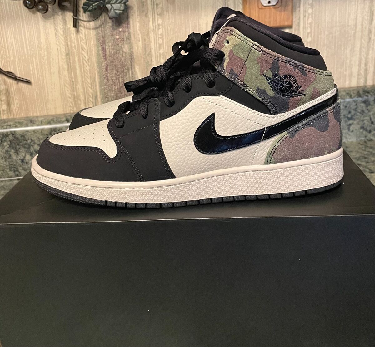 Jordan 1 Retro Premium High Grey Camo for Sale Jordan 1 Retro Premium High Grey Camo for Sale