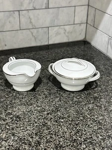 Noritake Envoy Creamer And Covered Sugar Bowl Set White Platinum Trim #6325 - Picture 1 of 3