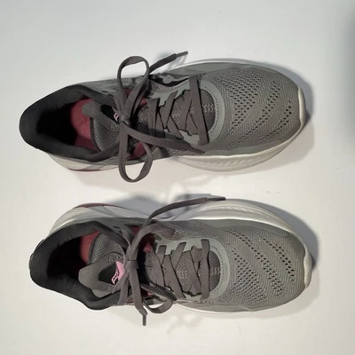 Zapatos para correr, gimnasio y caminar Saucony Guide 15 para mujer gris talla: 6 Foto 1 de 4