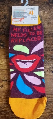 Calcetines tobilleros Blue Q “Mi filtro necesita ser reemplazado” Foto 1 de 4