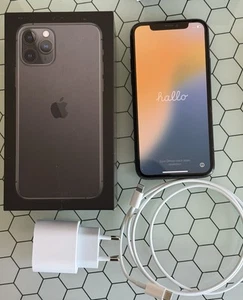 iPhone 11 Pro 64GB - Bild 1 von 4