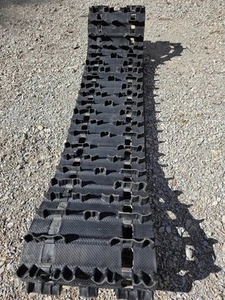 Arctic Cat Crossfire Track 141 x 15 x 1.6" Camso Cobra CF M XF - 2602-170 - Bild 1 von 6