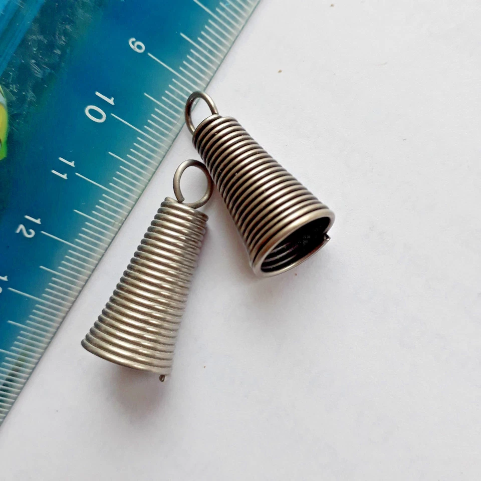 Ciondolo con cerniera in metallo Spiralenfeder argento per clip estrattore Re... - Immagine 1 di 1