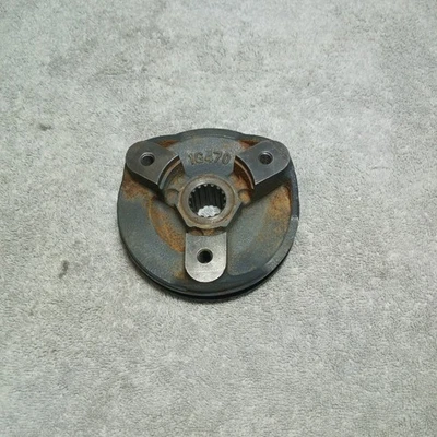 Kubota 1G470-74283 Crankshaft Pulley D902 Bx2230 - Image 1 of 4