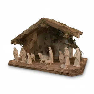 XXL Weihnachtskrippe Holz Almhütte mit 14 Figuren Krippenstall Krippe Deko Set - Picture 1 of 9