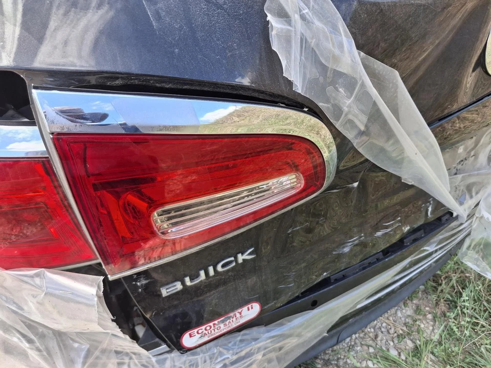 Used Left Tail Light Assembly fits: 2014 Buick Enclave lid mounted Left Grade A - Image 1 of 4