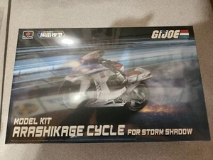 Flame Toys: Furai 24 G.I. Joe Arashikage Cycle Modellbausatz - Neu & Sofort lieferbar! - Bild 1 von 2