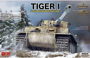 RFM Tiger Early Production W/ Full Interior & Clear Parts & Workable Track Links - Foto 1 di 11