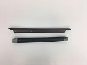 1993-2002 PONTIAC FIREBIRD RH NEW OEM T-TOP OUTER RUBBER WEATHERSTRIP + RETAINER - Picture 1 of 4