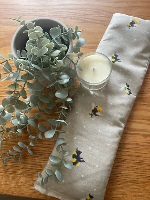 Bee Design Cotton & Fleece Wheat Bag -Unscented - Microwavable - Image 1 of 3