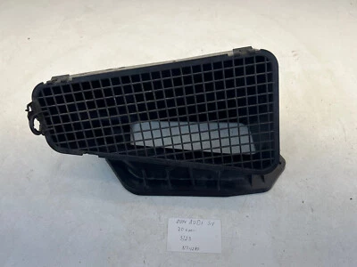 Audi S4 2013-2016 cabina calefacción admisión de aire pato fabricante de equipos originales. Foto 1 de 4