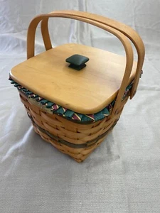 Longaberger 1995 Christmas Cranberry Basket Liner Protector and Lid - Picture 1 of 22