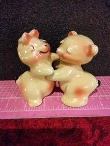 Osos abrazos amarillos Van Tellingen, saleros y pimenteros - Imagen 1 de 4