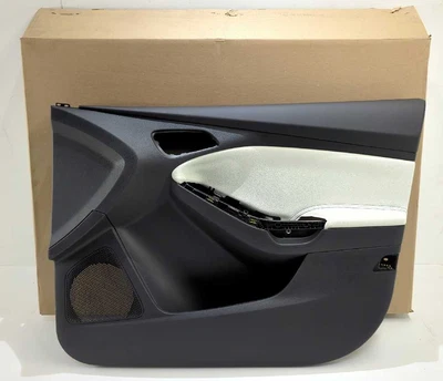 Nuevo panel de moldura de puerta delantera derecha Ford 2012-2014 Focus negro blanco titanio OEM Foto 1 de 4