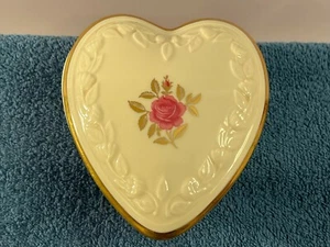 Vintage Lenox large heart shaped trinket box red rose on top MAX6112 - Picture 1 of 6