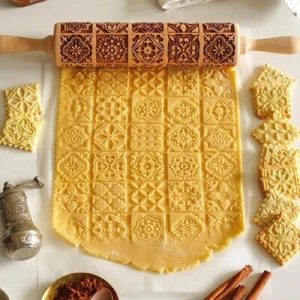 Embossed Rolling Pin,Rolling Pins for Baking,Xmas Christmas Wooden Rolling Pin, - Picture 1 of 9