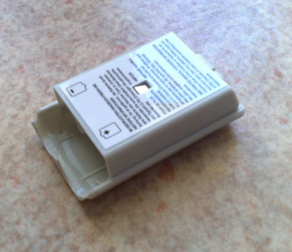 NEU Weiss Batteriedeckel für Xbox 360 controller - Gehäuse Abdeckung White - Bild 1 von 1