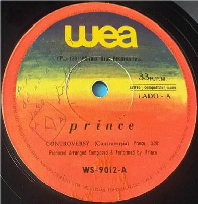 PRINCE "Controversy" 1981, BOLIVIAN EDITION, 33 RPM (SPANISH TITLES) 7" (VG+) - Image 1 of 4