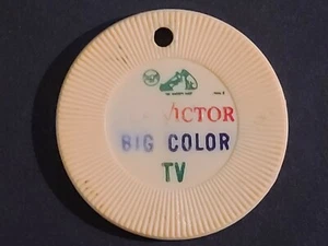 VINTAGE PLASTIC CHIP/TOKEN - RCA VICTOR - BIG COLOR TV - Picture 1 of 2