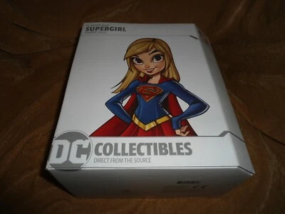 Boneco de vinil designer DC Collectibles Artists Alley: Supergirl por Chrissie Zullo - Imagem 1 de 4
