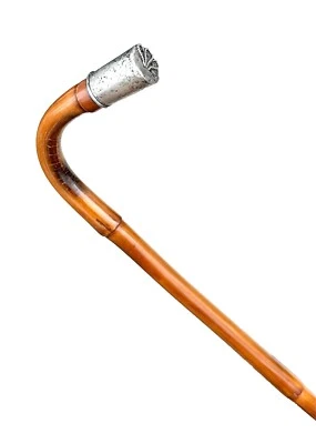 Bastón bastón antiguo vintage con punta de nariz de plata esterlina y eje de bambú escalonado Foto 1 de 4