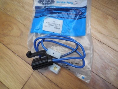 Arnés calefactor evaporador Ford Escort 1993-1997 F3CZ-18W856-A nuevo de lote Foto 1 de 2