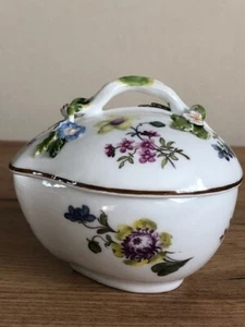 Meissen Porcelain Floral Sucrier 1740-1745 - Picture 1 of 12