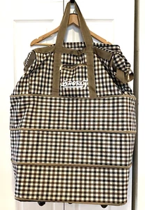 Sport Expandable Extra Large Travel Nylon Duffel Bag with Wheels Waterproof - Picture 1 of 2