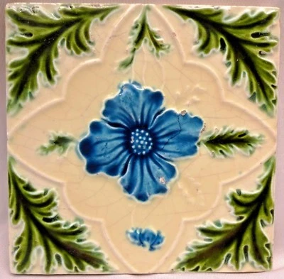 Azulejo antiguo mayólica flor púrpura Art Nouveau Inglaterra arquitectura floral"154 Foto 1 de 3