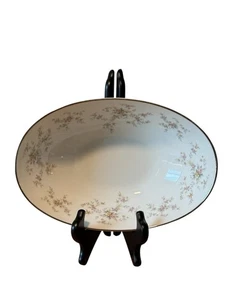 NORITAKE Arlene #5802 Oval 10" x 7" Vegetable Bowl White w/ Floral & Silver Rim - Picture 1 of 7