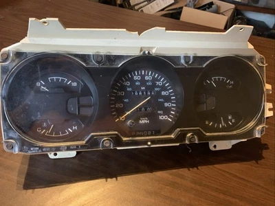 1990-93 Dodge Ram D150, приборная панель или кластер Ramcharger — БЕСПЛАТНАЯ ДОСТАВКА - Изображение 1 из 4