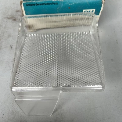 Объектив заднего пассажирского фонаря NOS Buick Regal Century 1978 79 80 5969210 - Изображение 1 из 4