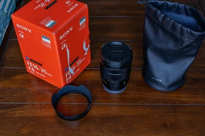 Sony Vario-Tessar T* FE 16-35mm f/4 Zoom lens USED  - Image 1 of 4