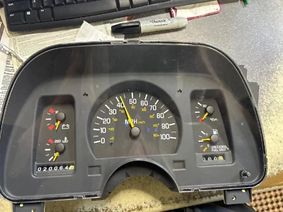Sunbird Reman 1993 velocímetro Cluster Foto 1 de 4