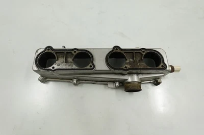 Honda ARX1200T2 2005 Aquatrax R-12X intercooler sub caja de aire original 16570-HW1-680 Foto 1 de 4