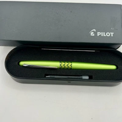 Pluma Estilográfica Pilot Colección Metropolitana Acento Verde  Foto 1 de 4