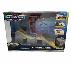 Micro Machines CONSTRUCTION Expanding Playset Series 1 w/ Exclusive Car New - Picture 1 of 7