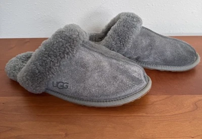 Mujer UGG Gris Piel de Oveja Forrada Zapatilla Gamuza Exterior Difuso Talla 9 Foto 1 de 4
