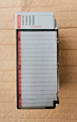 ALLEN BRADLEY 1769-OA16 MODULO 16 OUTPUT DIGITALI 85-265 VAC  CompactLogix - Immagine 1 di 4