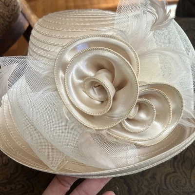Beautiful Janey & Rubbins Hat satin cream beige hat flowers feathers bonnet Wow - Image 1 of 4