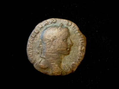 SEVERUS ALEXANDER. SESTERTIUS. SOL left holding whip. - Image 1 of 2